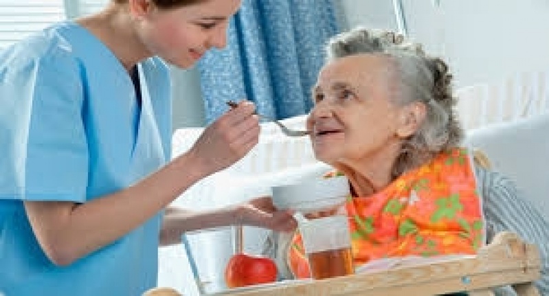 Cuidadores de Idosos com Mal de Alzheimer Preço Parque Anhembi - Casa de Cuidados para Idosos